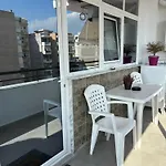 η βεράντα Tessalónica