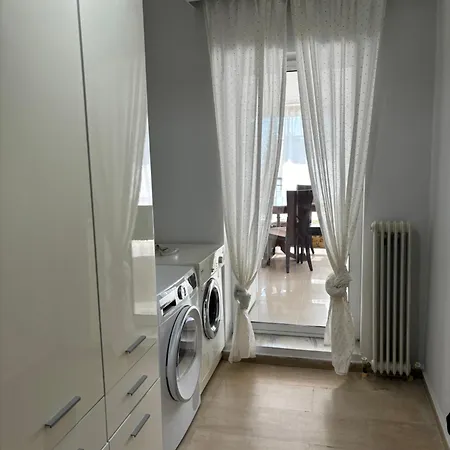 η βεράντα * 테살로니키