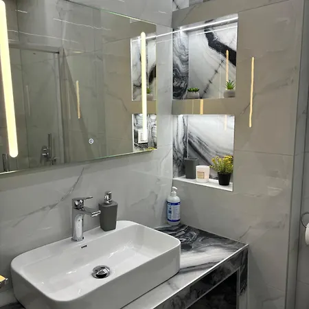 η βεράντα Thessaloniki