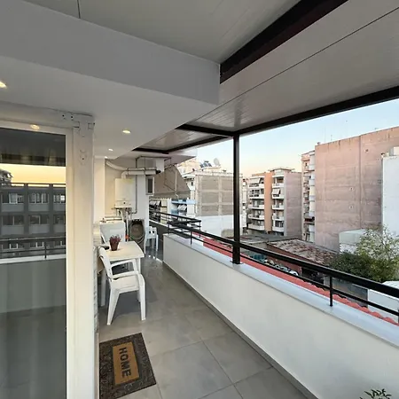 η βεράντα * Thessaloniki