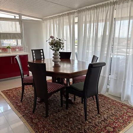 η βεράντα Apartment *