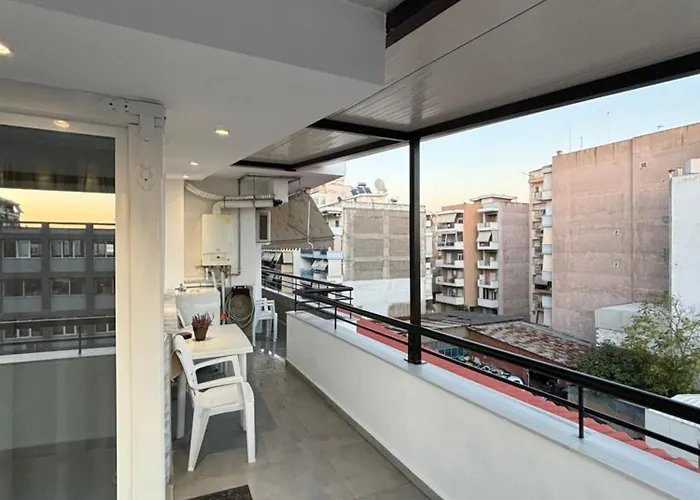 η βεράντα * Tessalónica